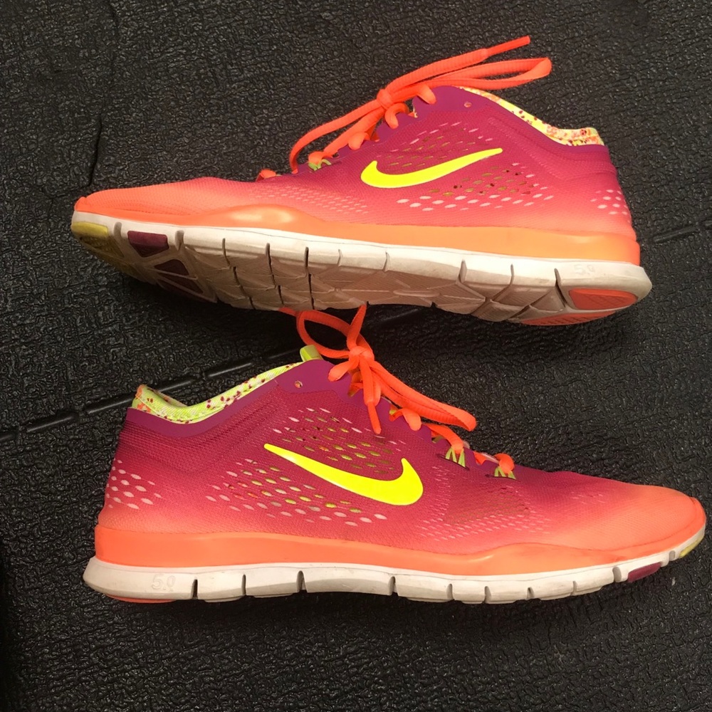 Nike free 5.0 size 7 1/2